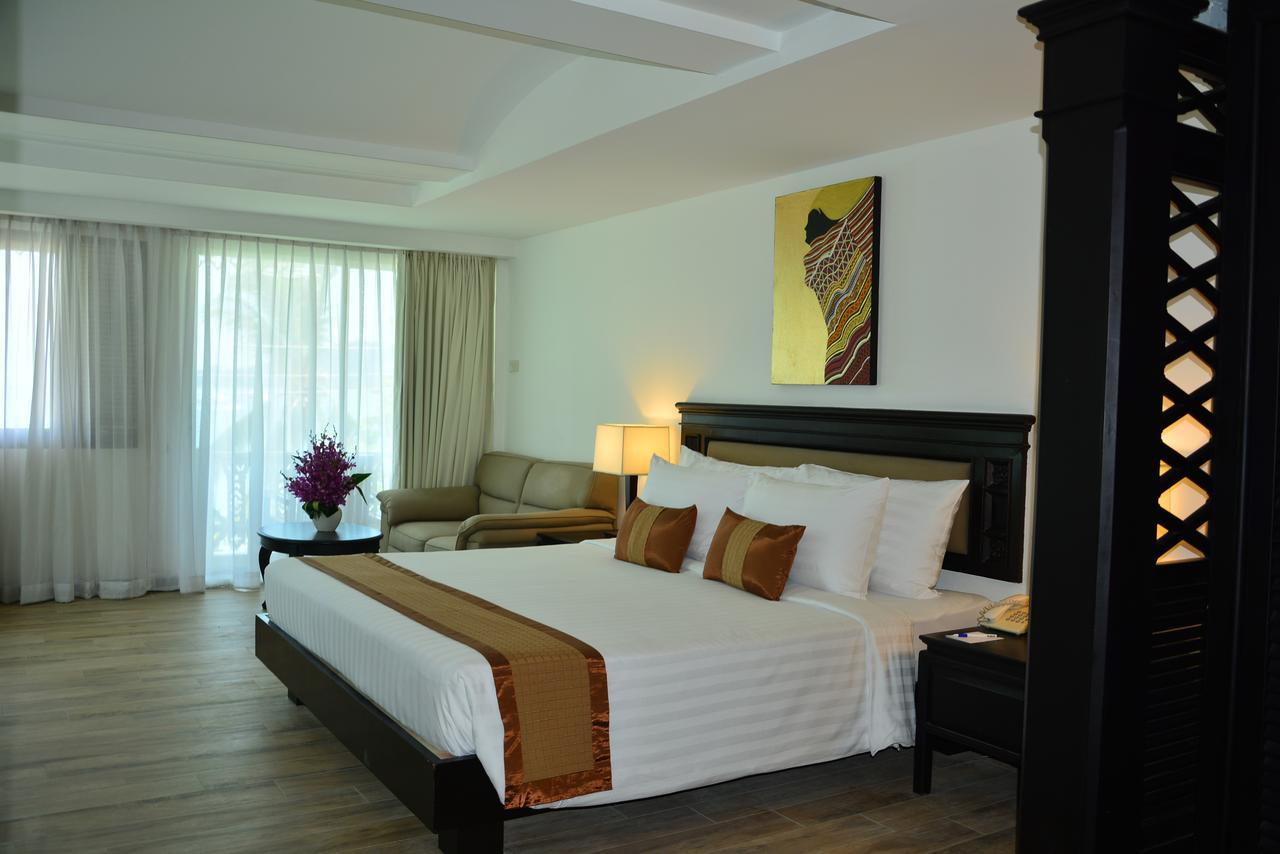 Pride Beach Resort - Adults Only Patong Luaran gambar