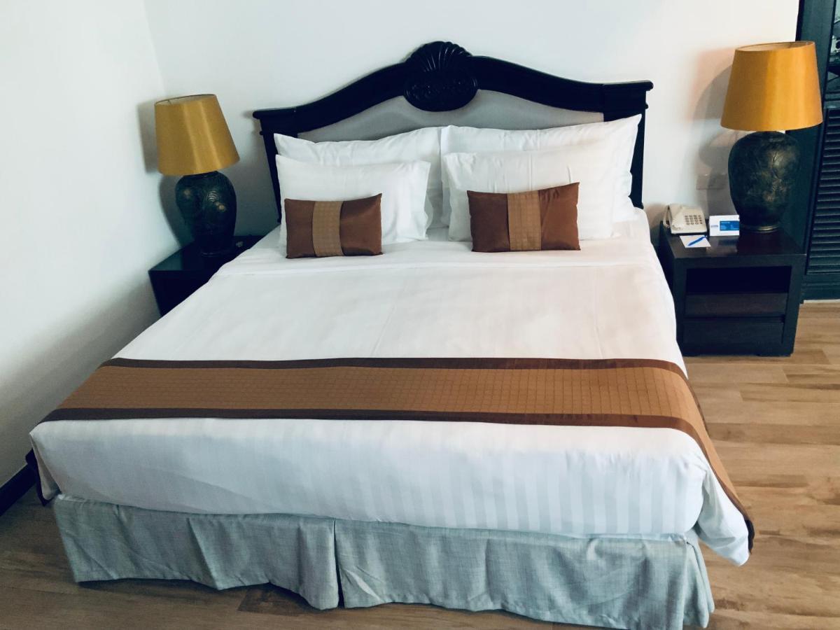 Pride Beach Resort - Adults Only Patong Luaran gambar